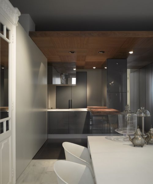 decoracion-interiorismo-ensanche-valencia-cocina-campana-espejo