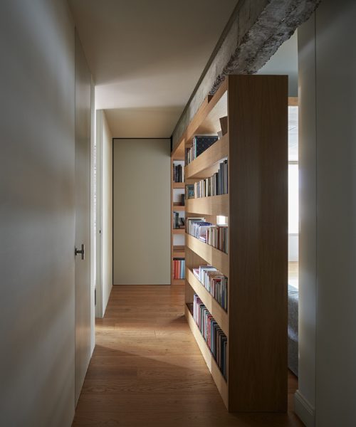 diseño-interior-apartamento-urbano-valencia-interiorismo-contemporaneo-biblioteca