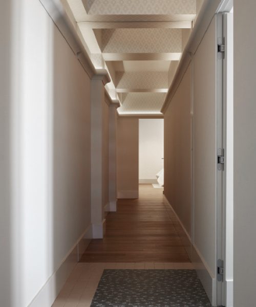 interiorismo-madrid-apartamento-pasillo-clasico-rehabilitado-interior-chamberi